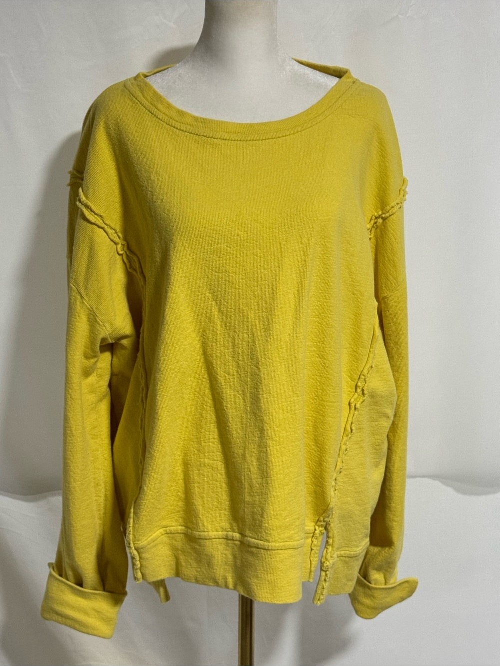 Easel Los Angeles Yellow Textured Pullover Sweatshirt with Cuffs Size L